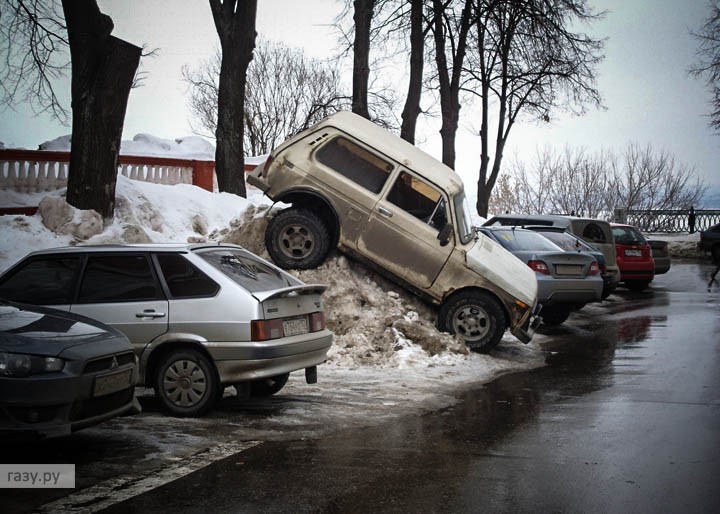 Парковка автомобиля для начинающих водителей