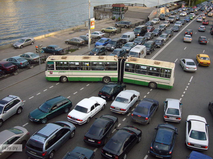 автомобильная пробка в Москве